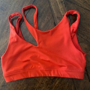 Alo Peak Asymmetrical Sports Bra (Red)